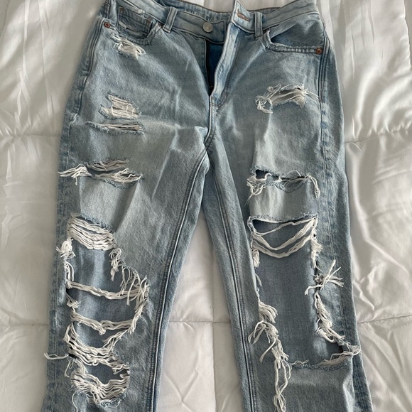 American Eagle mom jeans EUC - Picture 1 of 2